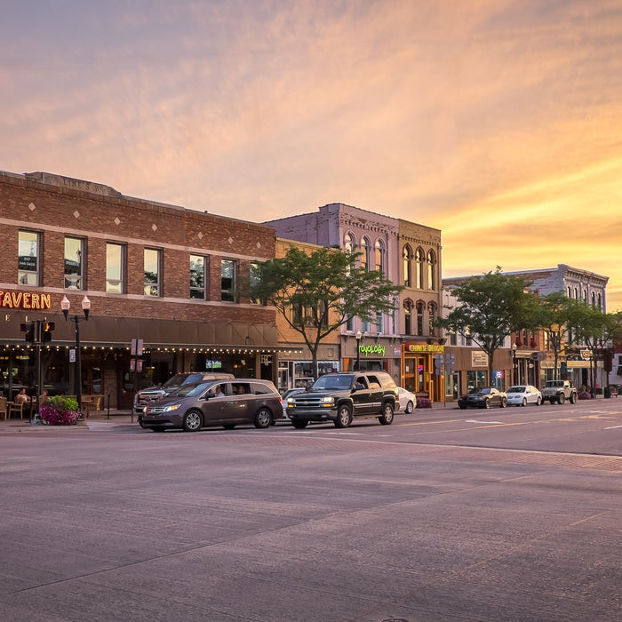 A Local’s Guide to Shopping Boutique Fashion in Howell, MI