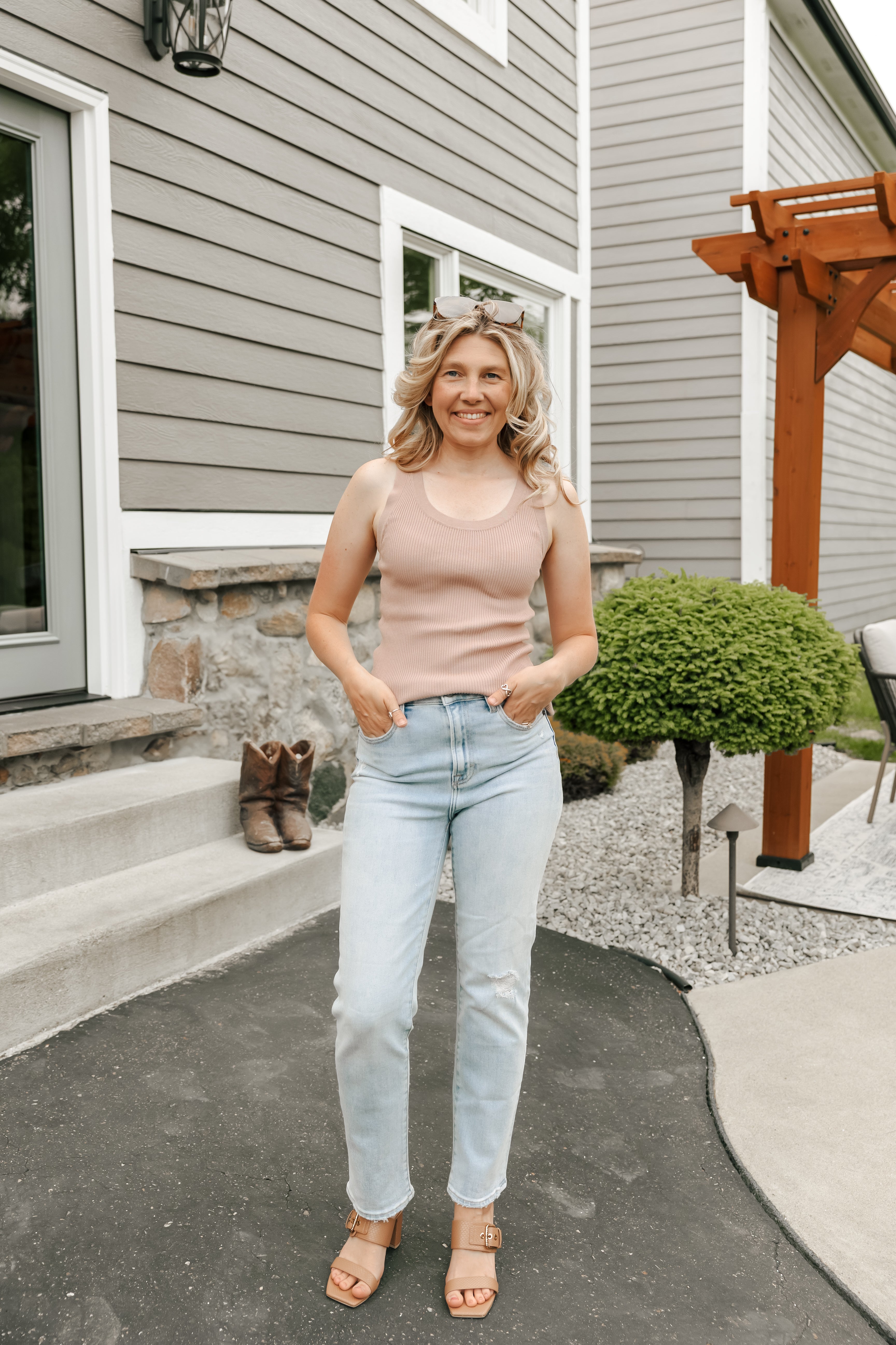 RIBBED KNIT TANK TOP - Michigan Southern Charm