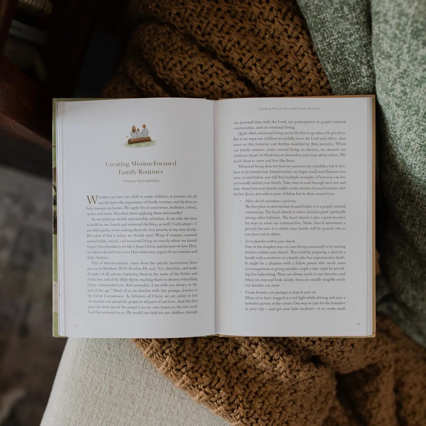 Christ-Centered Family: Pointing Your Family To Jesus Every Day - Michigan Southern Charm