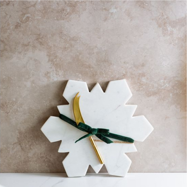 12" MARBLE SNOWFLAKE SERVE BOARD W/KNIFE - Michigan Southern Charm