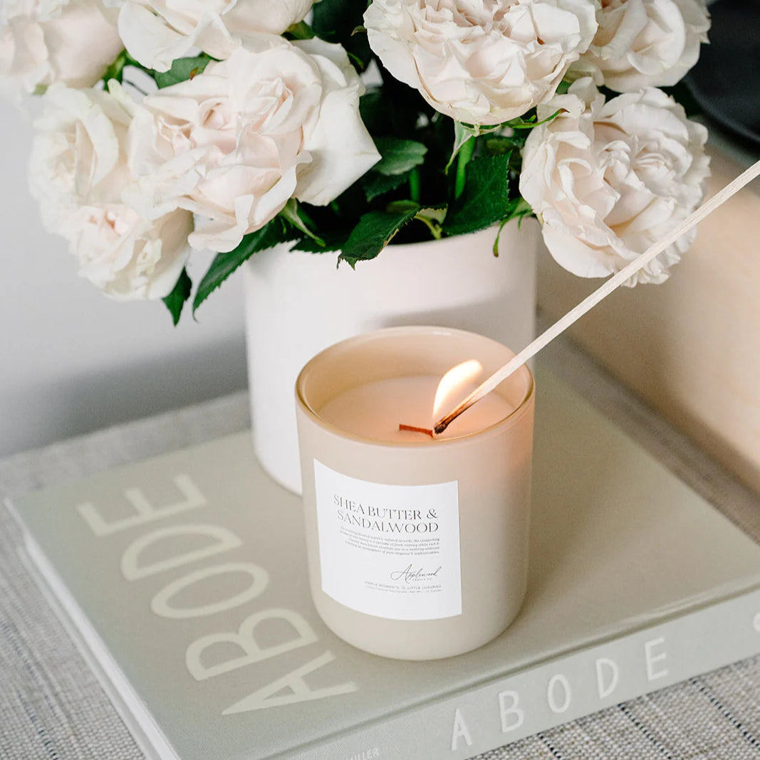 SHEA BUTTER & SANDALWOOD | Luxury Candle