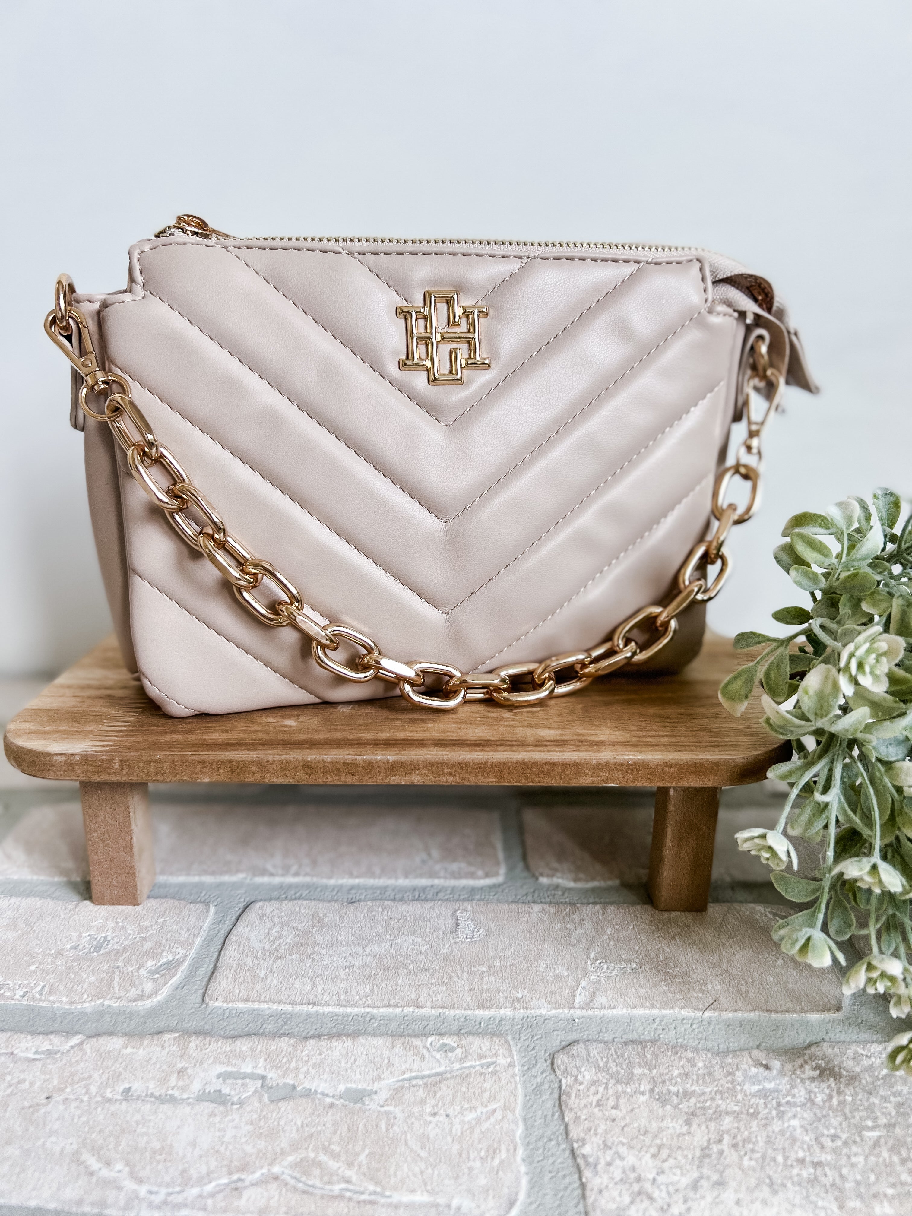 Melissa Crossbody - Michigan Southern Charm