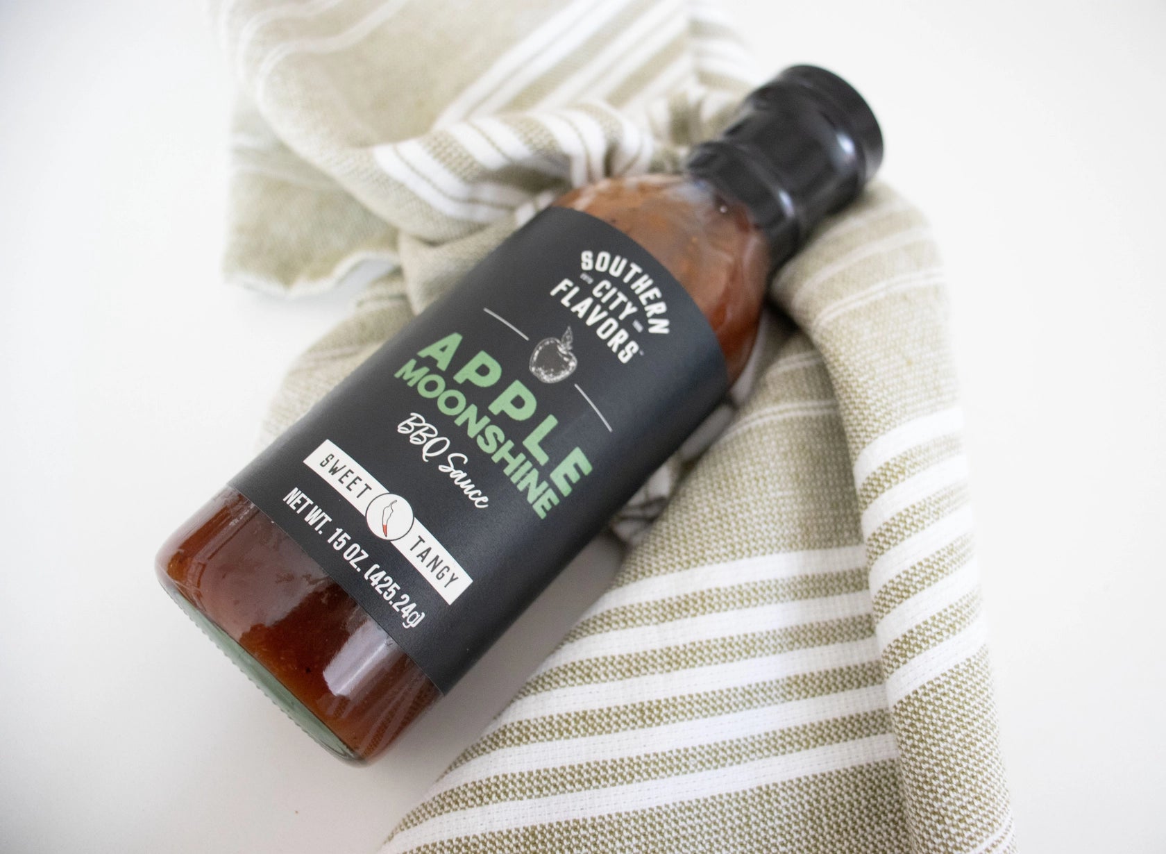 Apple Moonshine Bbq Sauce - Michigan Southern Charm