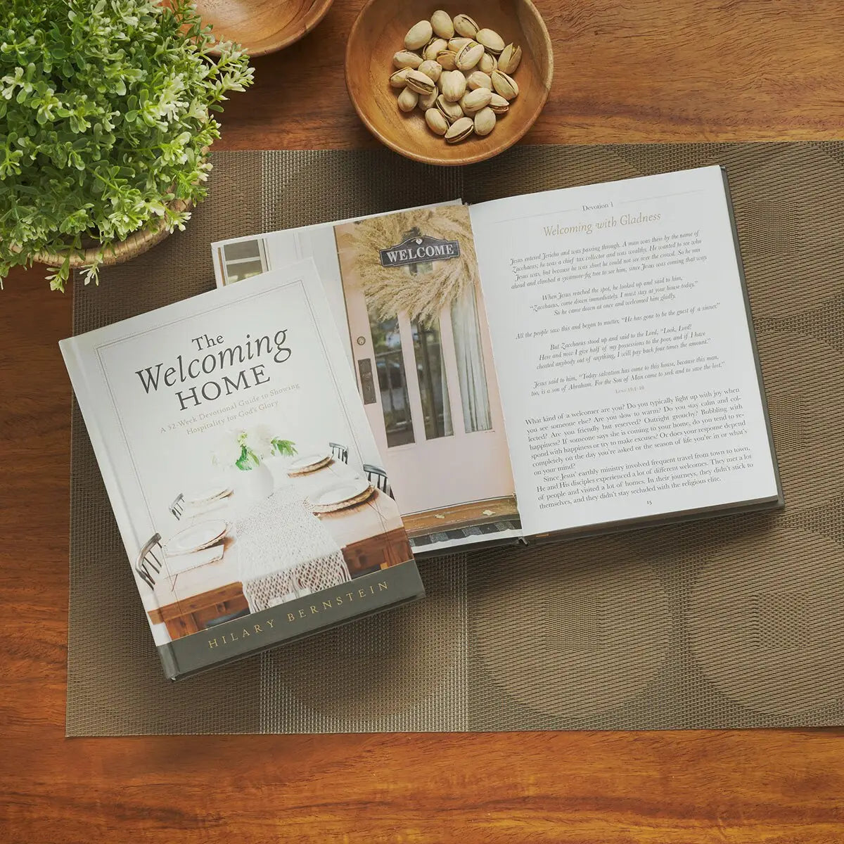 The Welcoming Home: A Devotional Guide To Hospitality - Michigan Southern Charm