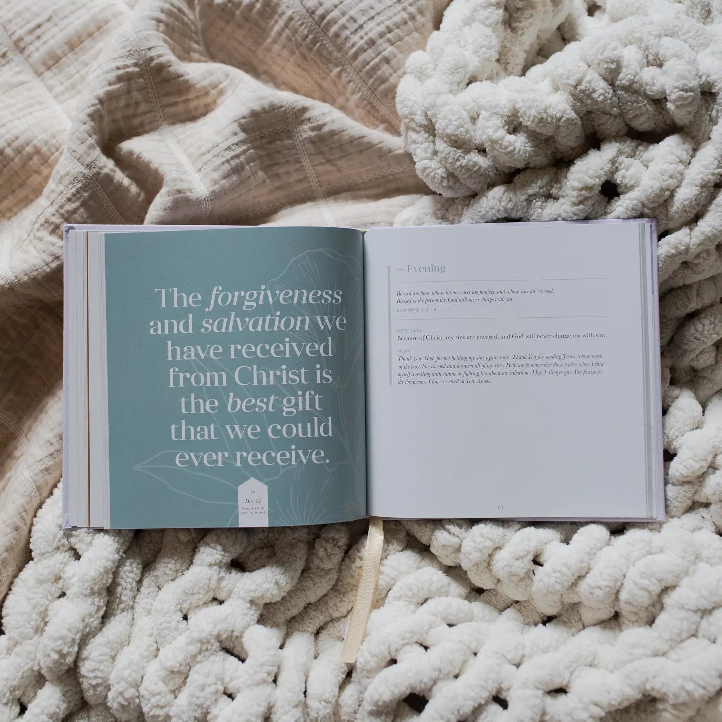 Grace from Day To Night | A 40-day Morning and Evening Devotional - Michigan Southern Charm