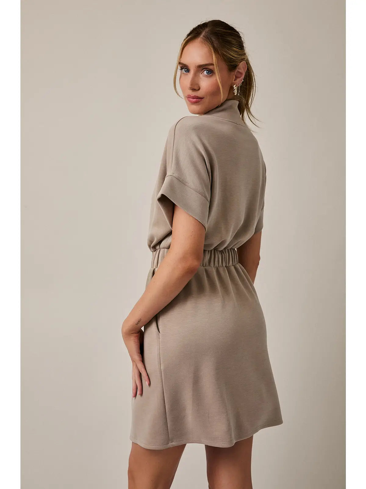 V-Neck Short Sleeve Waist Tie Zip Up Mini Dress - Michigan Southern Charm