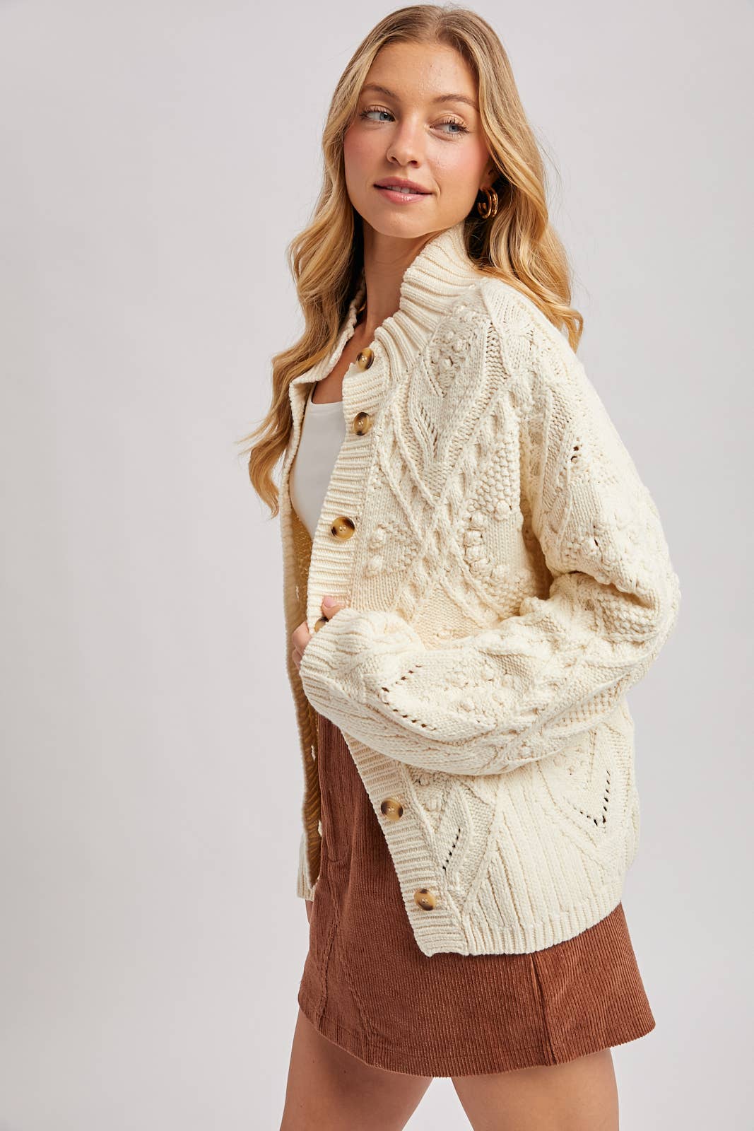 BUTTON DOWN MOCK NECK CABLE KNIT SWEATER CARDIGAN