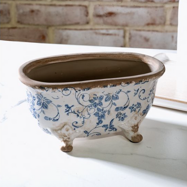 BLUE HEIRLOOM BATHTUB - Michigan Southern Charm
