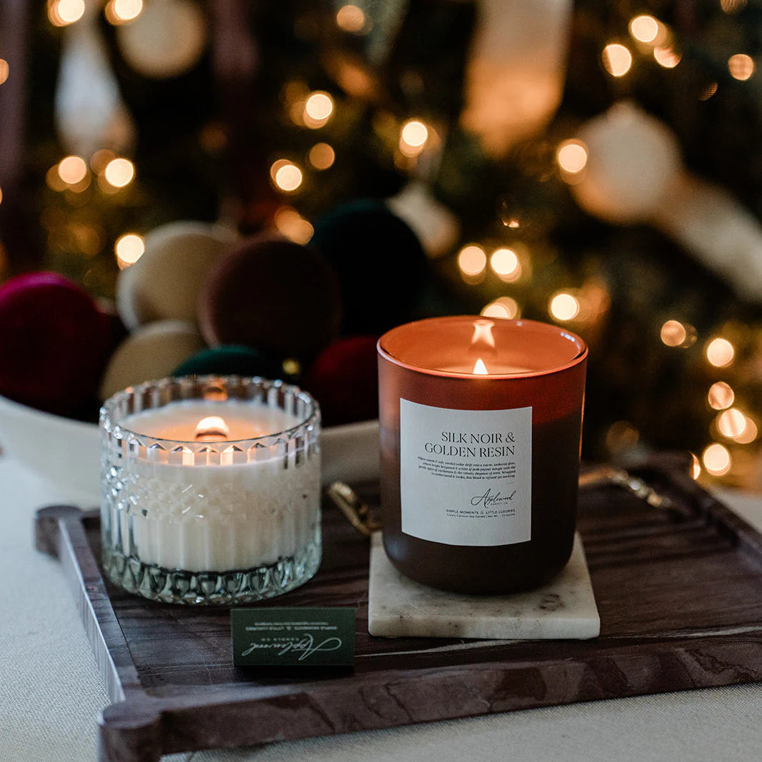 Silk Noir & Golden Resin Luxury Candle