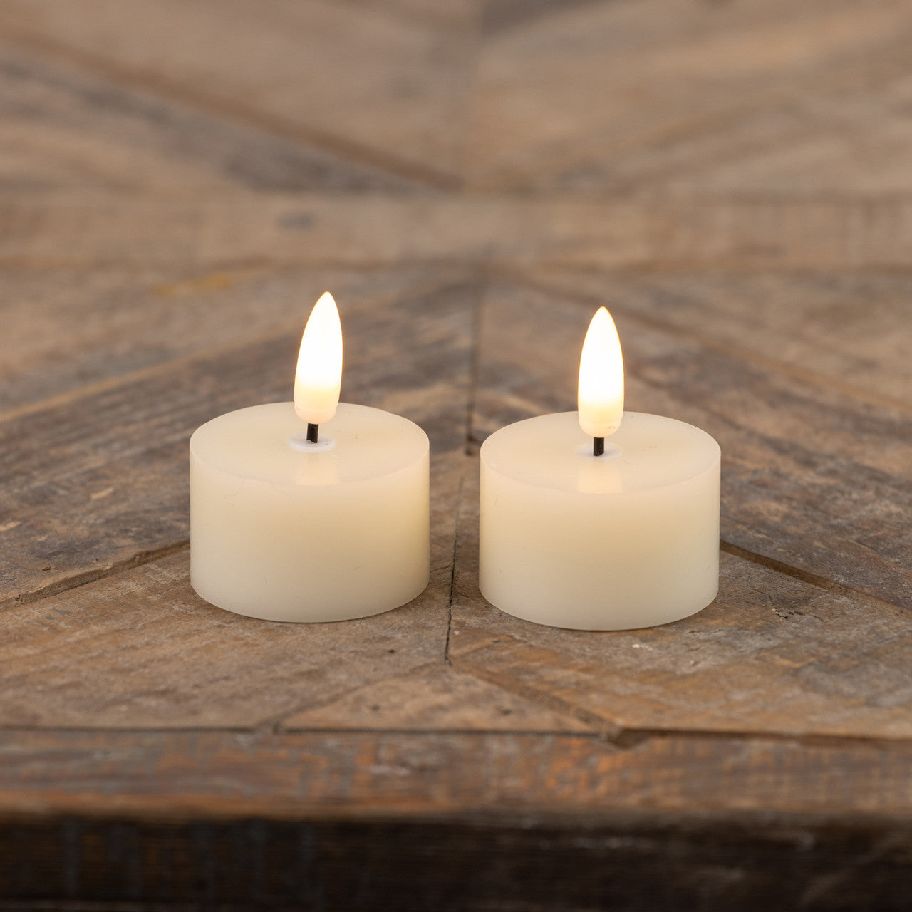 3D Flame Cream Tealight Candles, Set of 2