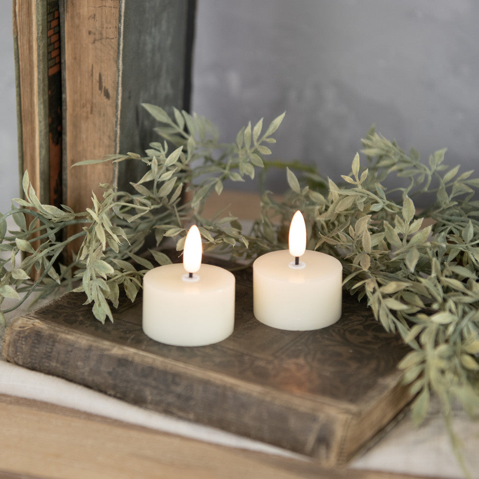 3D Flame Cream Tealight Candles, Set of 2